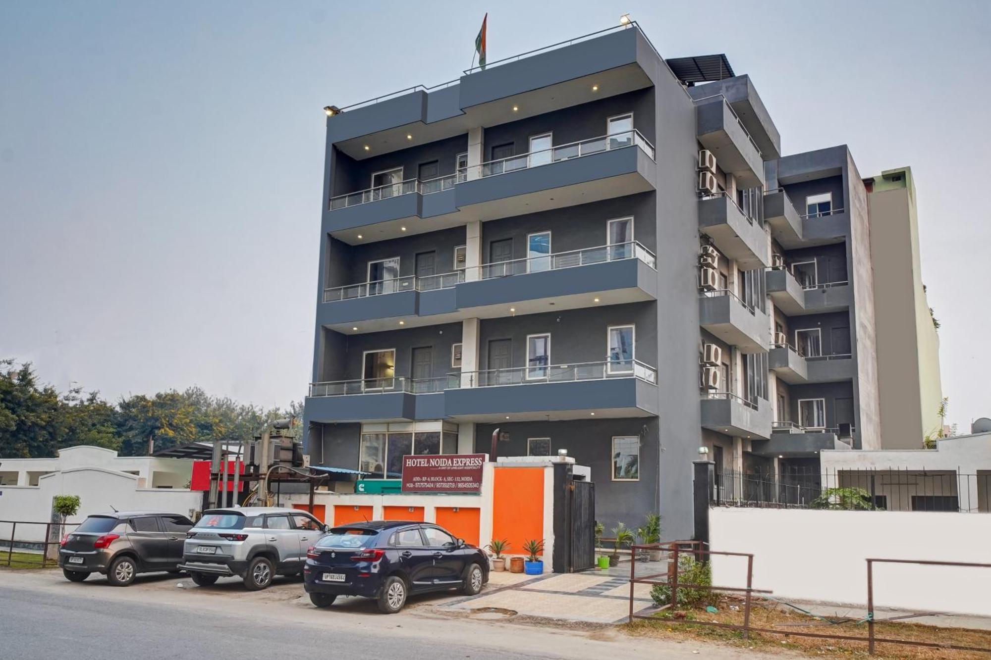 Hotel Noida Express Eksteriør billede