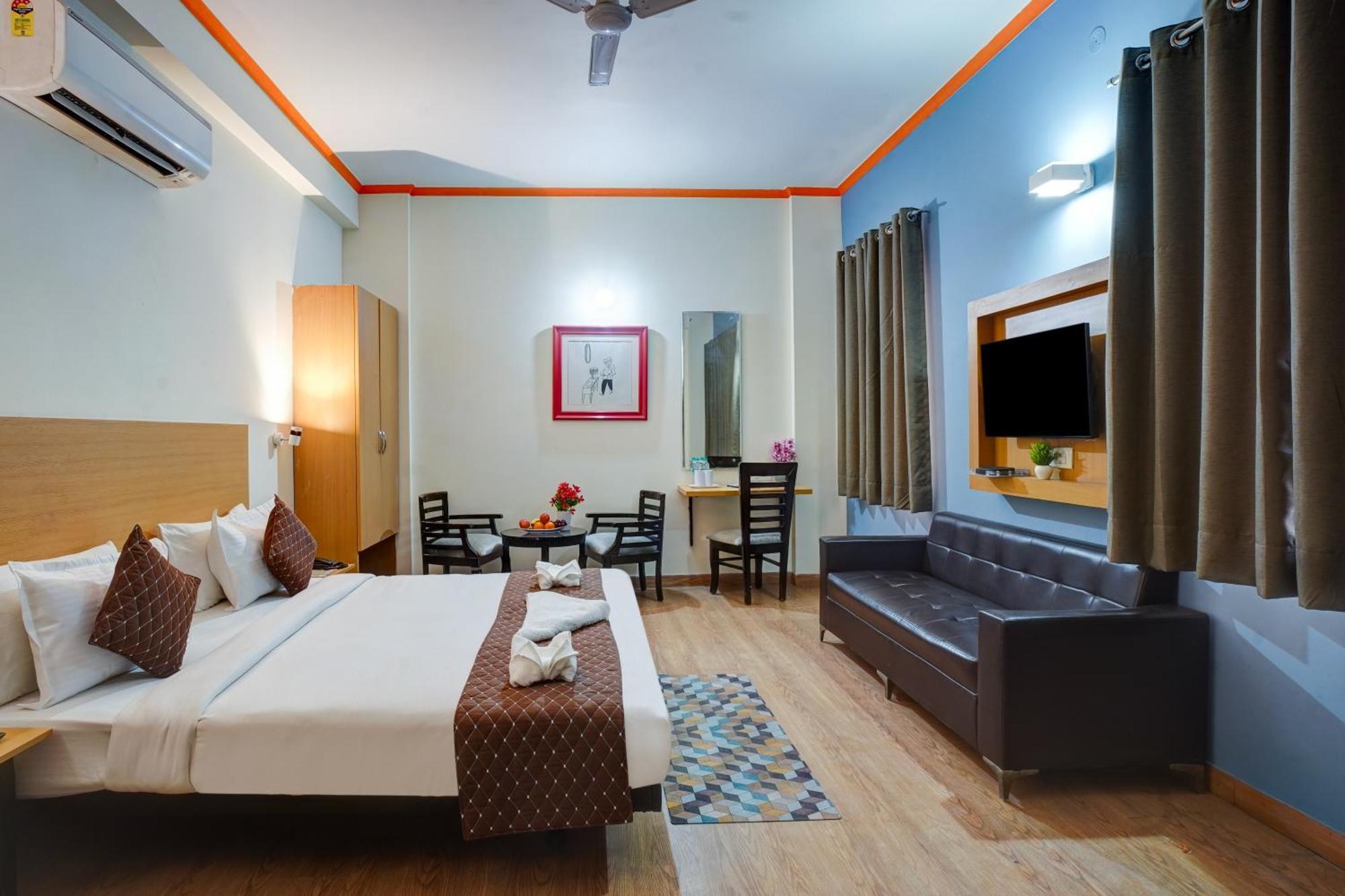 Hotel Noida Express Eksteriør billede