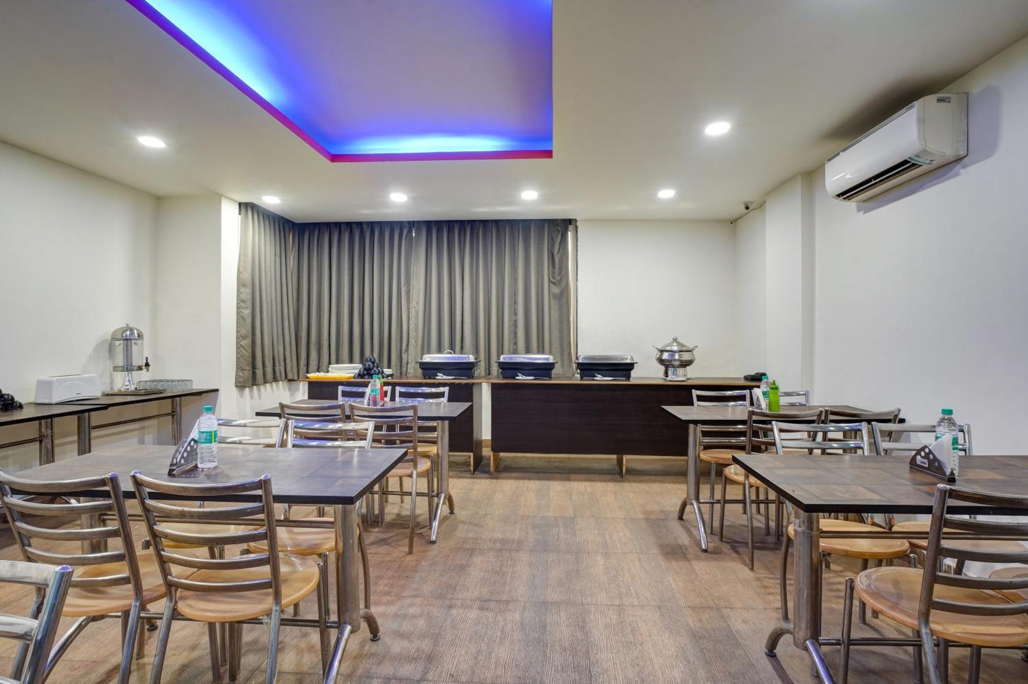 Hotel Noida Express Eksteriør billede